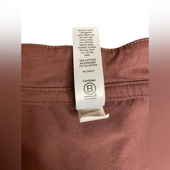 Athleta V-Neck Tank Brown Women’s XS Droptail Hem Summer Casual Athleisure Soft - Picture 7 of 7